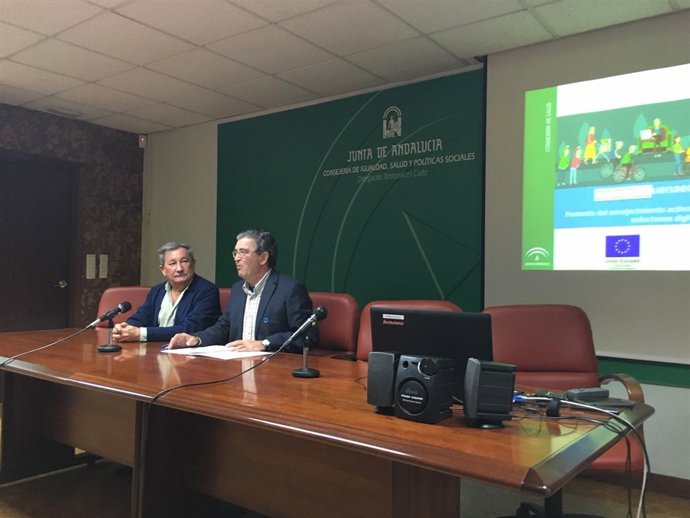 Nota De Prensa: La Junta Presenta A Usuarios Y Profesionales La Nueva La Platafo