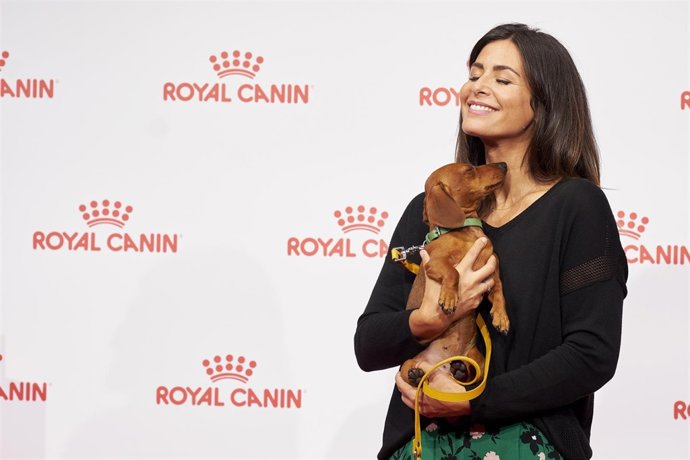 NURIA ROCA EN ROYAL CANIN