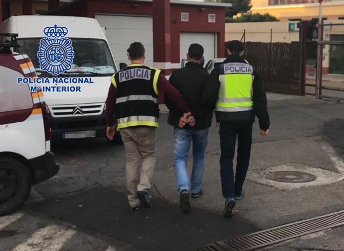 [Grupoalmeria] Nota De Prensa, Video Y Fotos: "La Policía Nacional Detiene A Un 
