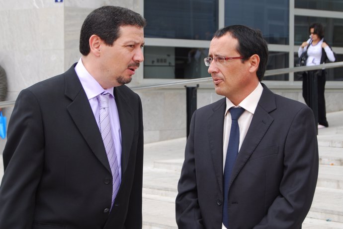 Dionisi Muñoz y Mustafa Aberchán, líderes del PSOE y del CpM en Melilla