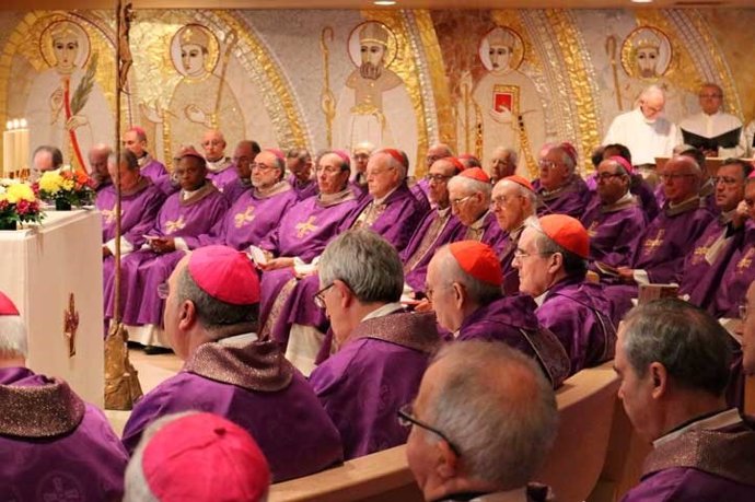 Obispos españoles en misa en el marco de la Asamblea Plenaria