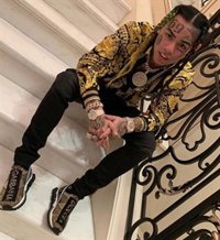 Detenido en Nueva York el rapero Tekashi 6ix9ine por presuntos vínculos con el crimen organizado