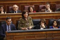Carmen Calvo defiende una "Justicia sin whastapps" y cree de vergüenza la actuación del PP con el CGPJ