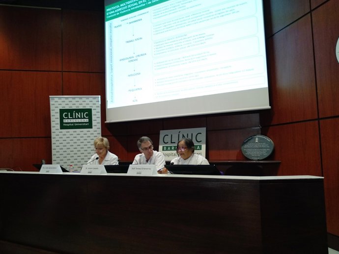 Luisa García-Esteve, Antoni Castells i Teresa Echeverría