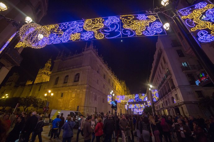 Alumbrado navideño en la ciudad de Sevilla