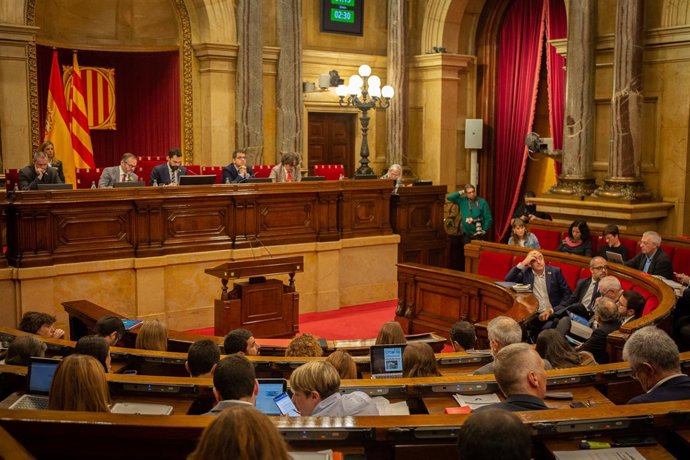Pleno en el Parlamento Catalán