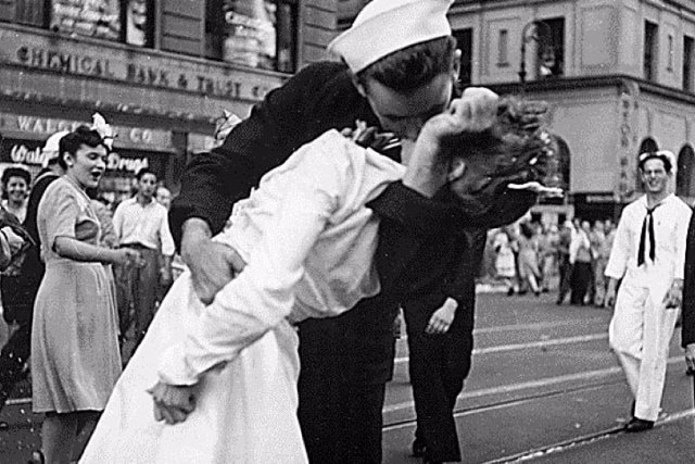 El Beso