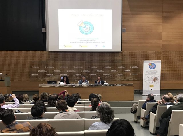 Alina Seciu, el vicepresidente Laparra y Ángel Parreño