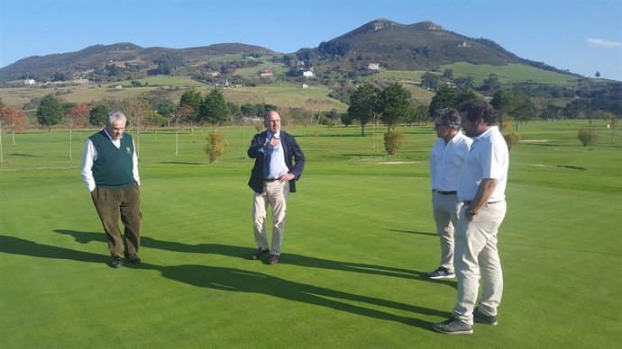 Rsponsables del campo y técnicos federativos