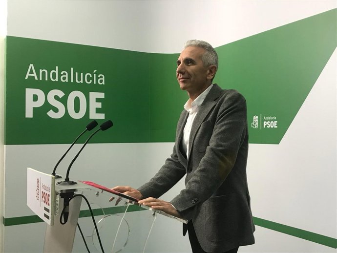 El candidato del PSOE de Cádiz al Parlamento andaluz, Miguel Ángel Vázquez