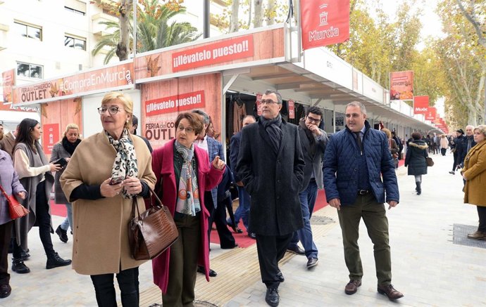 Ballesta y Pelegrín en la la Feria Outlet