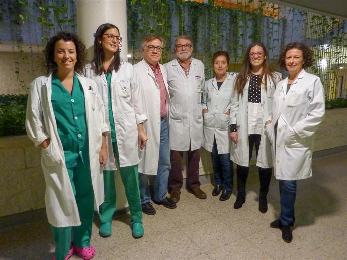 Premian a dos estudios del Juan Ramón Jiménez de Ginecología y Obstetricia.