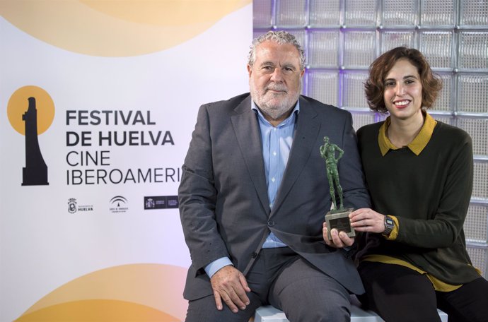 La realizadora Marta Díaz de Lope recibe el Premio Mejor Cineasta de Canal Sur