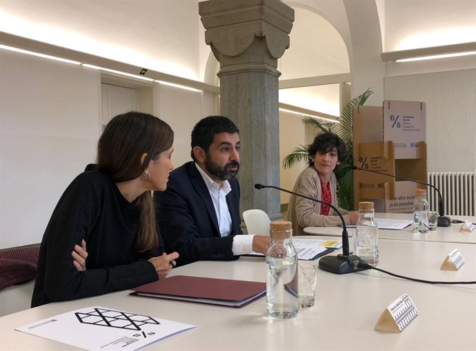 El conseller Chakir el Homrani,presentació l'Ateneu Coop.Barcelonès Nord