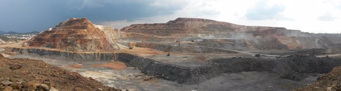 Corta en Atalaya Mining en la mina de Riotinto.