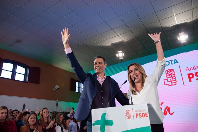 En Chiclana de la Frontera (Cádiz), el secretario general del PSOE y presidente 