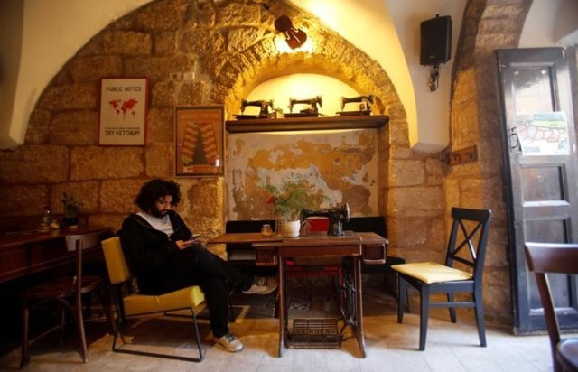 El músico palestino Firas Harb