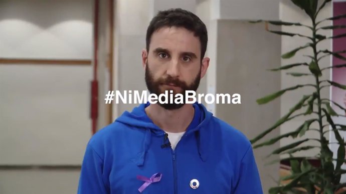 El cómico Dani Rovira en el vídeo de la campaña #NiMediaBroma del Gobierno