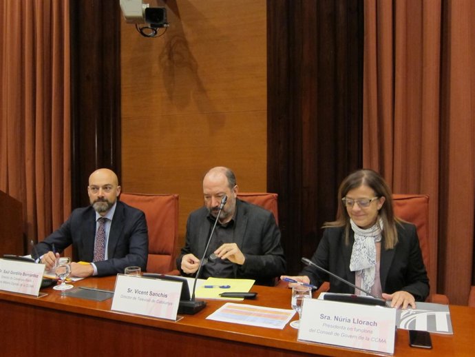 Ccma (Se L'ha De Mirar Anna C)