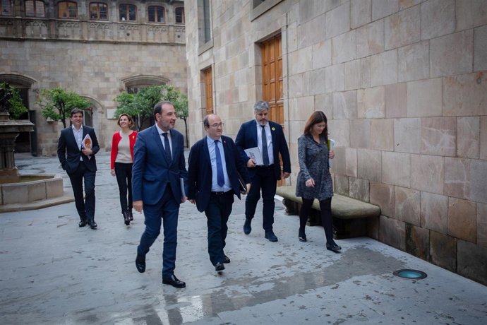 Reunión “Espacio de diálogo” con el presidente Quim Torra en Barcelona