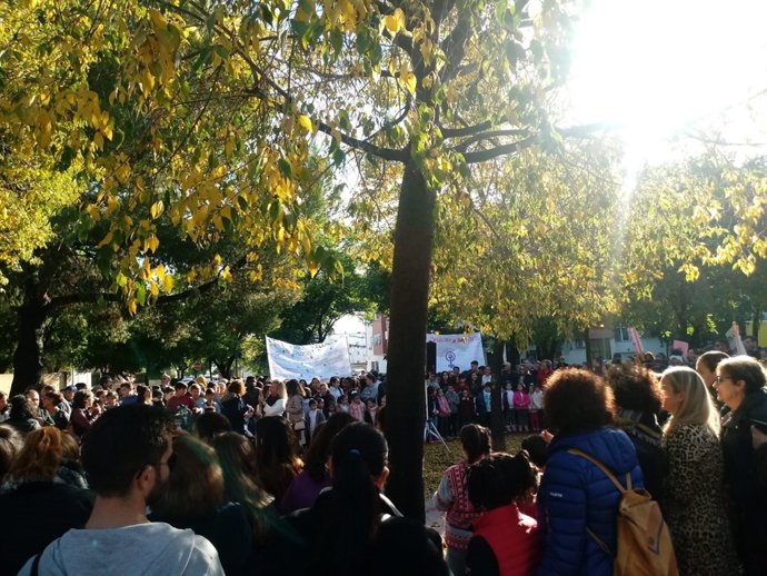 Niños de San Jerónimo celebran el 25N