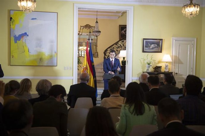 Rueda de prensa de Pedro Sánchez al término de su viaje oficial a Cuba