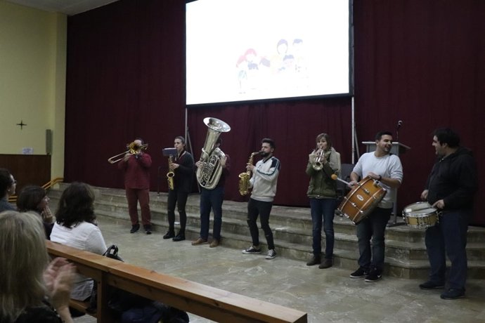 IMAS ha celebrado en la Llar d'Ancians el Día Internacional de la Infancia
