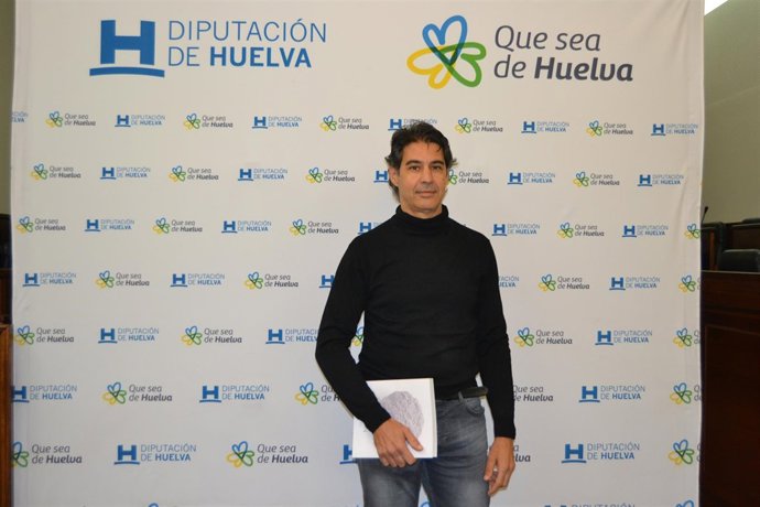 El escritor de 'AAron' Santiago Navarro