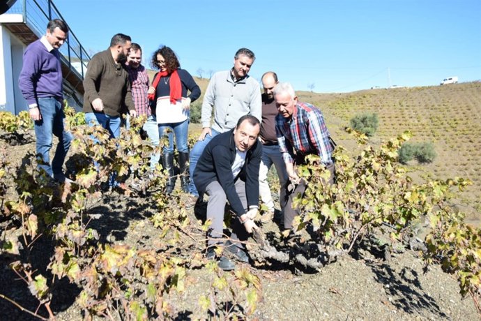 Antonio Yuste, Jose Manuel Diaz y Jose Luis Ruiz Espejo en Almachar