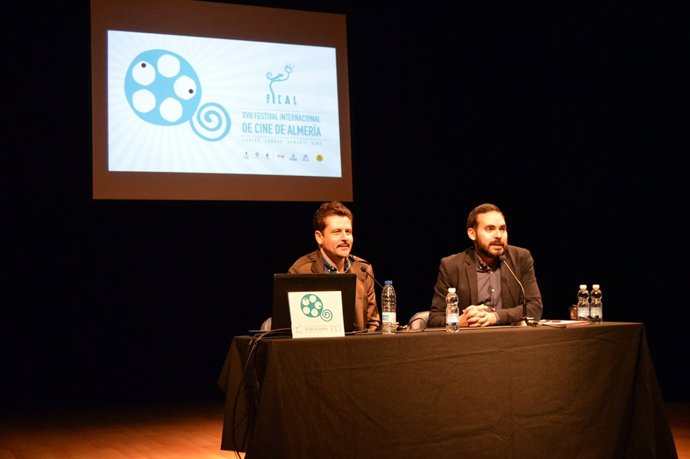 La clase magistral de Kike Maíllo sobre la Escac se ha desarrollado en la EMMA.