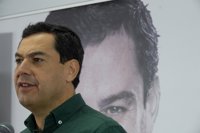 Moreno aumentará recursos contra la violencia de género frente a un gobierno socialista "rácano"