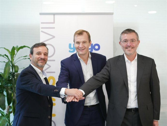 Pablo López, Meinrad Spenger Y Vicente Casciaro