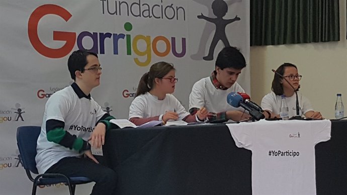 Jóvenes con discapacidad presentan la campaña YoParticipo de Garrigou