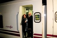 El PSOE de Granada se congratula del "fin del aislamiento ferroviario con el que el PP castigó a la provincia"