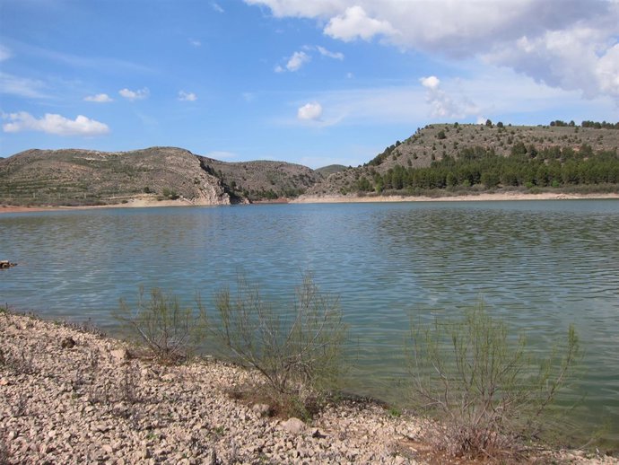 Pantano de la Cuenca del Ebro