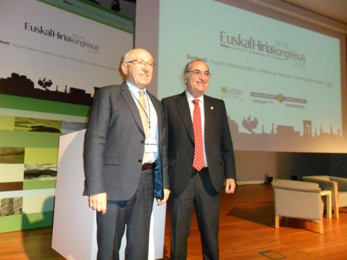 Congreso Euskal Hiria, Iñaki Arriola y el alcalde de Baiona.