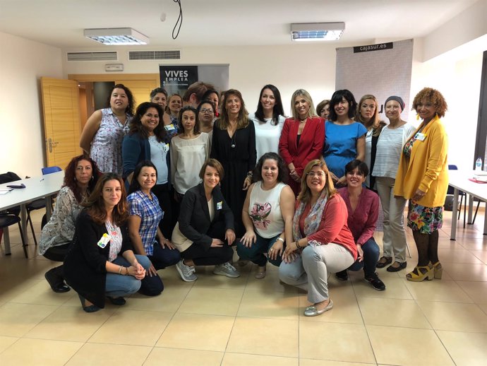 Programa 'Vives emplea' de Fundación Cajasur en Fuengirola