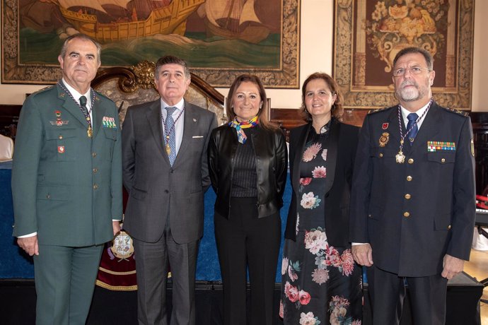 María Álvarez de Sotomayor, José Antonio Pérez Martínez, Manuel Contreras Santia