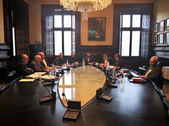  Mesa del Parlament de Catalunya