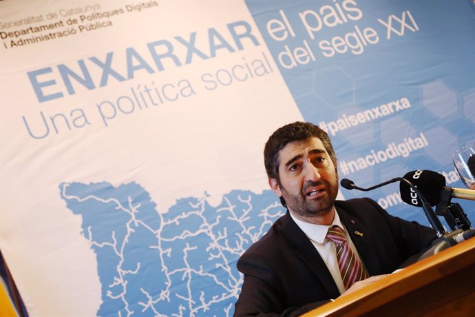 El conseller de Políticas Digitales, Jordi Puigneró, en Almacelles (Lleida)