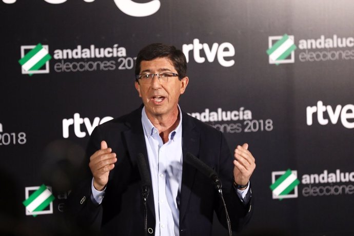 Juan Marín (Cs) atiende a los medios tras el debate a cuatro en RTVE