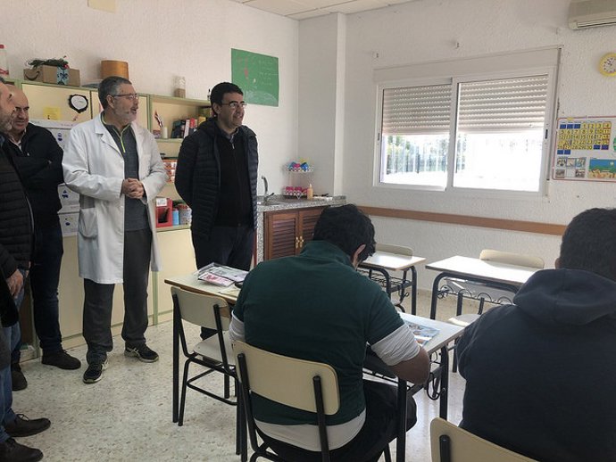 Mario Jiménez visita Aspromin.