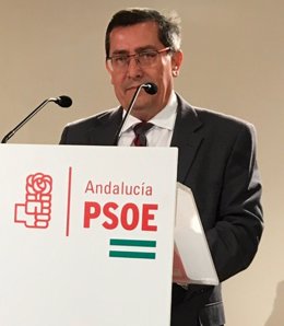 El secretario general del PSOE de Granada, José Entrena