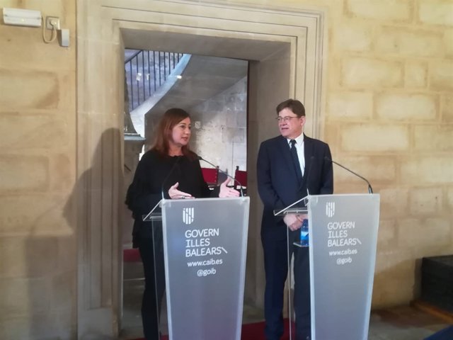 Los presidentes Francina Armengol y Ximo Puig en el Consolat de Mar