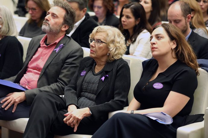 Manuela Carmena, Mauricio Valiente y Celia Mayer