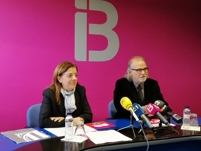 Signatura de l'acord de col·laboració entre IB3 i TV3
