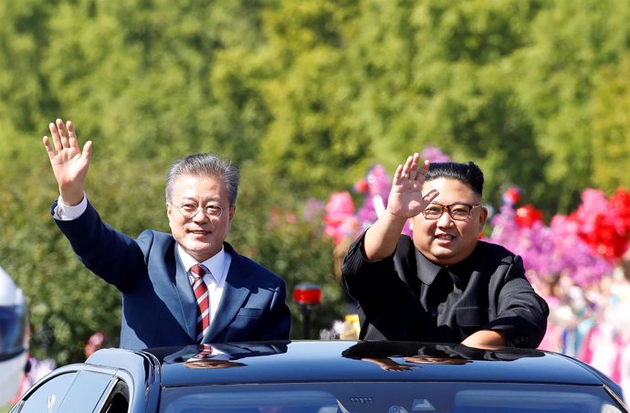 Moon Jae In y Kim Jong Un en Pyongyang