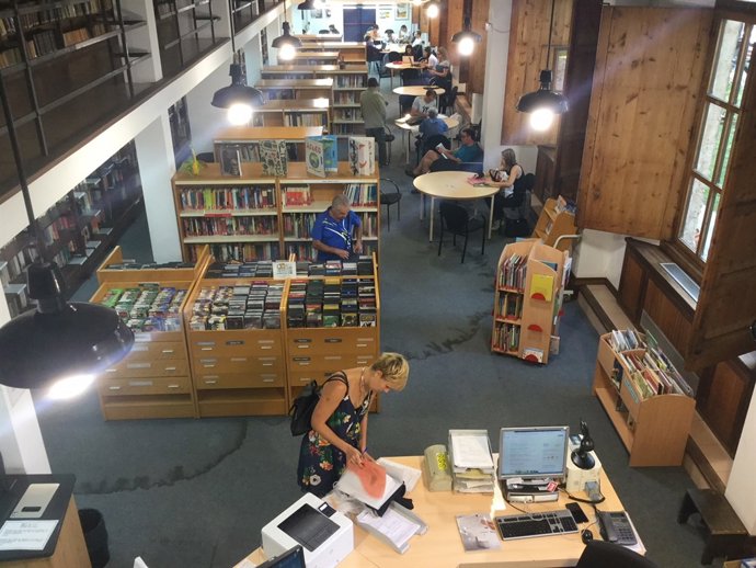 Interior d'una Biblioteca