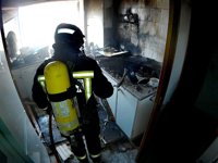 Un fallecido y un herido en el incendio de una vivienda en Marbella (Málaga)