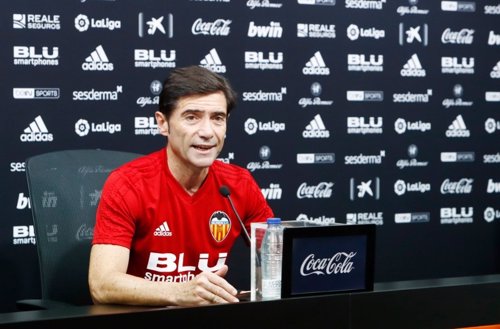 El entrenador del Valencia CF, Marcelino García Toral, en rueda de prensa
